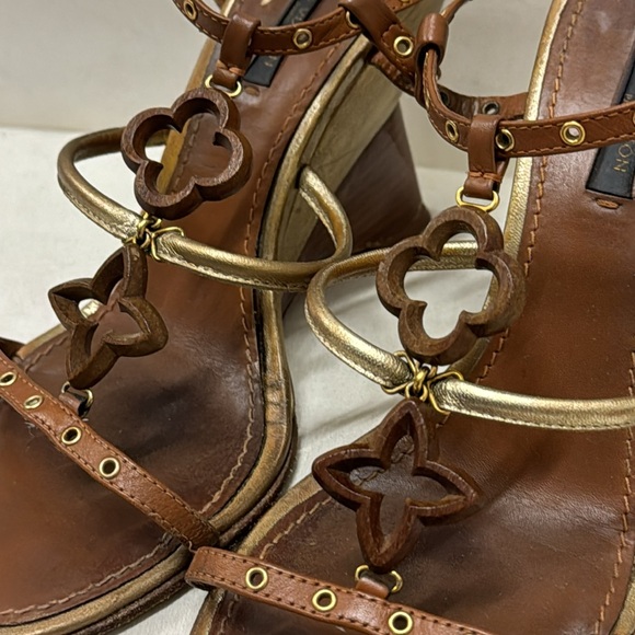 Louis Vuitton Wooden Logo Motif Wedges with/ Box - Picture 4 of 5